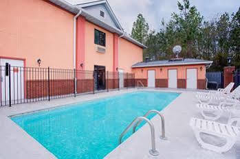 Red Roof Inn Jesup Bagian luar foto